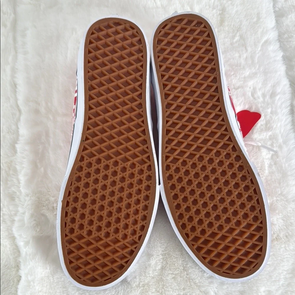 Vans mens Doheny 'OTW Repeat' Red and white  Sneakers - Picture 5 of 6